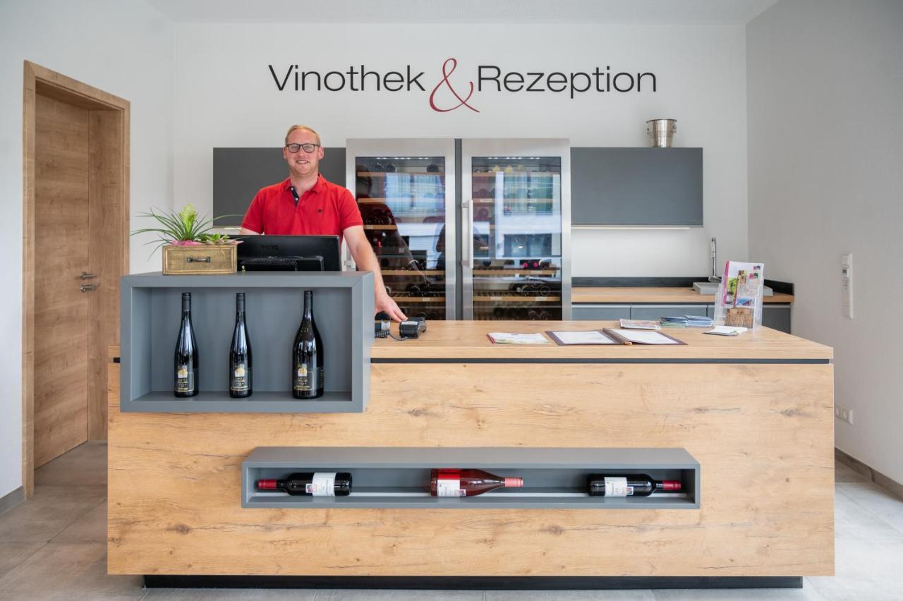 Vinotel Heinz J. Schwab Bretzfeld Екстериор снимка